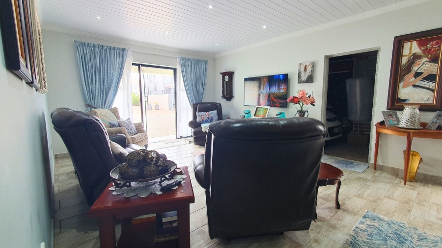 2 Bedroom Property for Sale in Dana Bay Western Cape